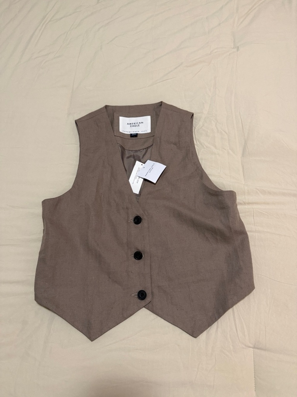 American Eagle Tan Linen-Blend Vest